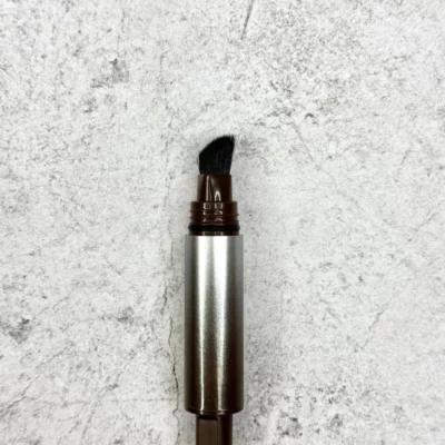 Delineador pincel para cejas pelo por pelo