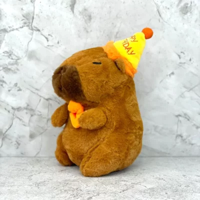 Peluche capibara Happy Birthday