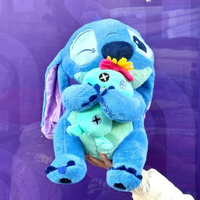 Peluche stitch con manta