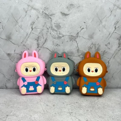 Cartera labubu importada