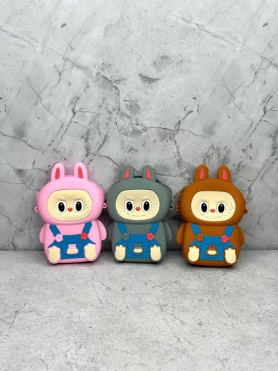 Cartera labubu importada