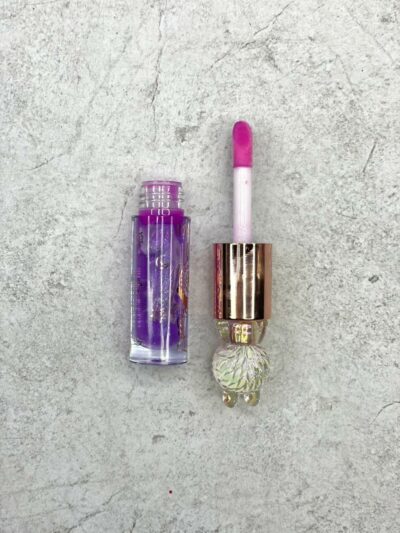 Lapiz labial gloss labubu Miss Betty - Image 3