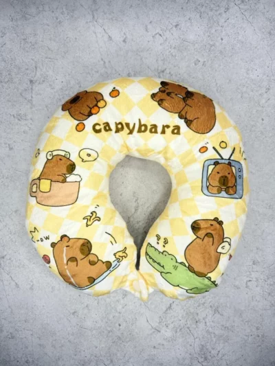 Cuello viajero capibara y labubu - Image 2