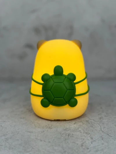 Velador silicona capibara night light - Image 3