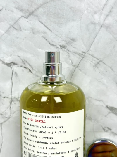 Perfume arabe Rich Santal Factory Edition - Image 4